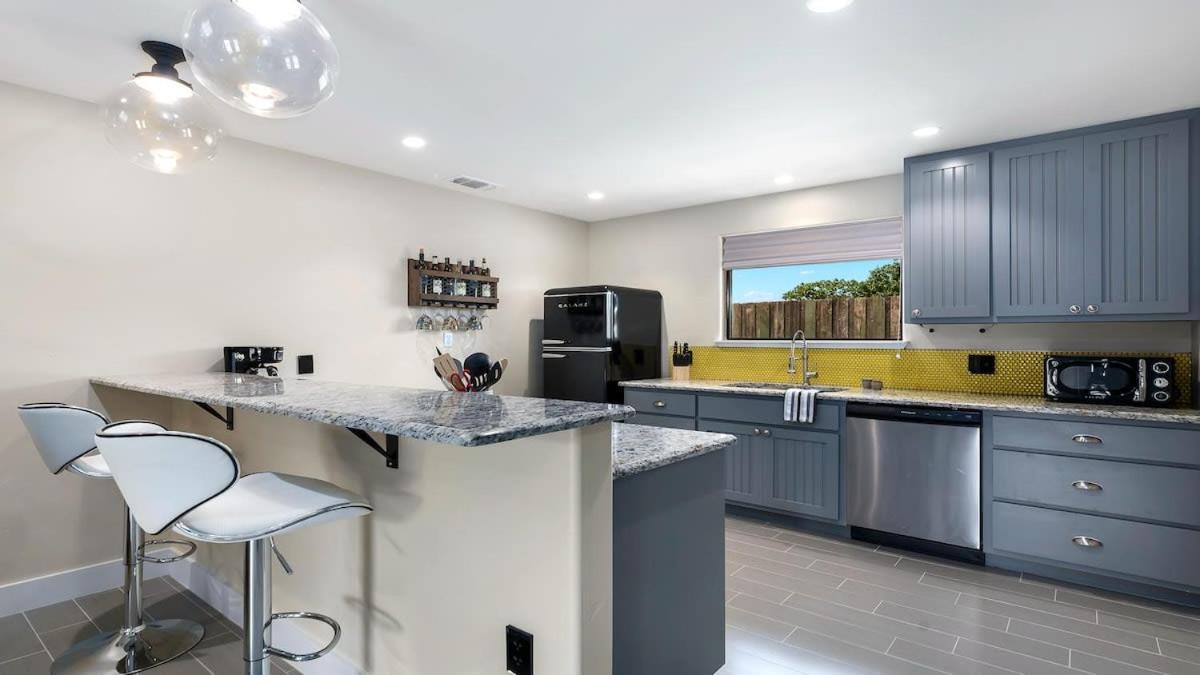 Blumenhaus Sleeps 6 Full Kitchen Plus Hot Tub เฟรเดอริกส์เบิร์ก ภายนอก รูปภาพ
